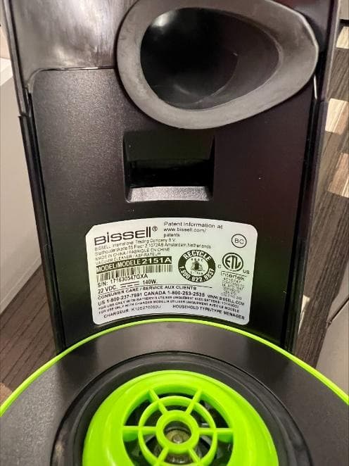 Recalled BISSELL® brand Multi Reach Hand and Floor Vacuum Cleaners (image 4 of 5)