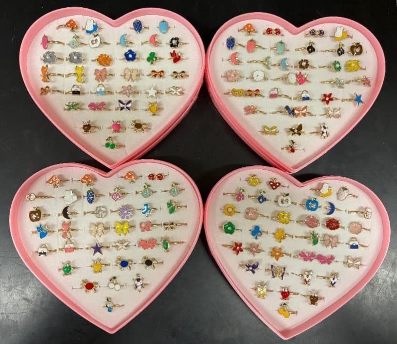 Recalled Newmemo Children's Ring Sets (image 2 of 3)