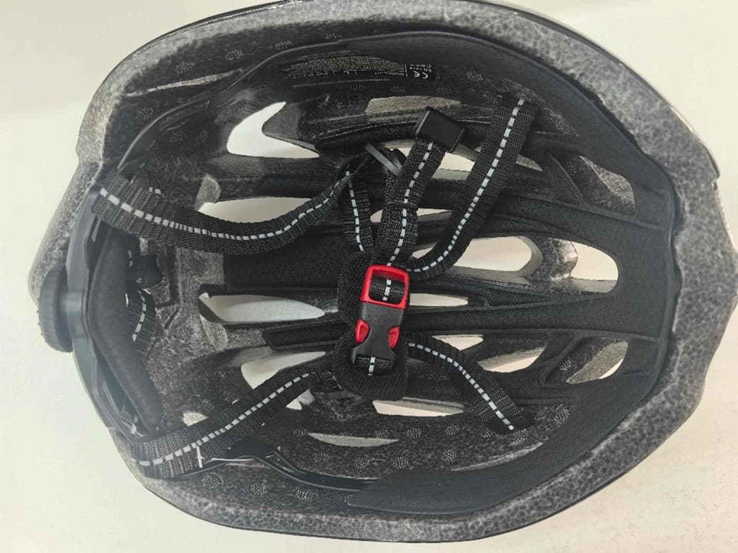 Recalled Favoto Bike Helmets (image 2 of 3)