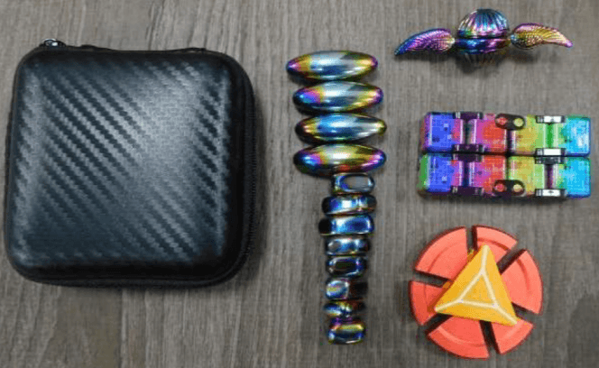 Recalled Anzmtosn Magnet Fidget Spinner Sets