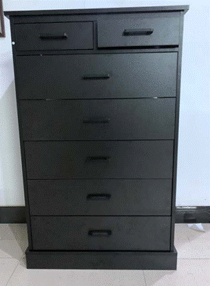 Recalled Hasuit 7-Drawer Dresser (front)