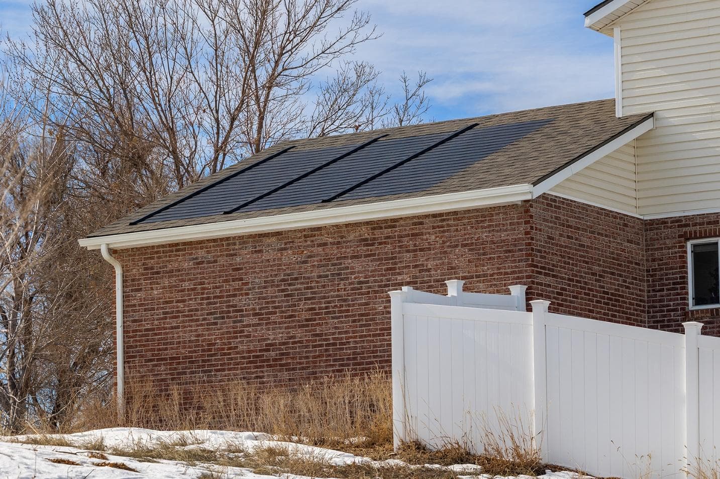 Recalled Timberline Solar Energy Shingles (image 3 of 3)