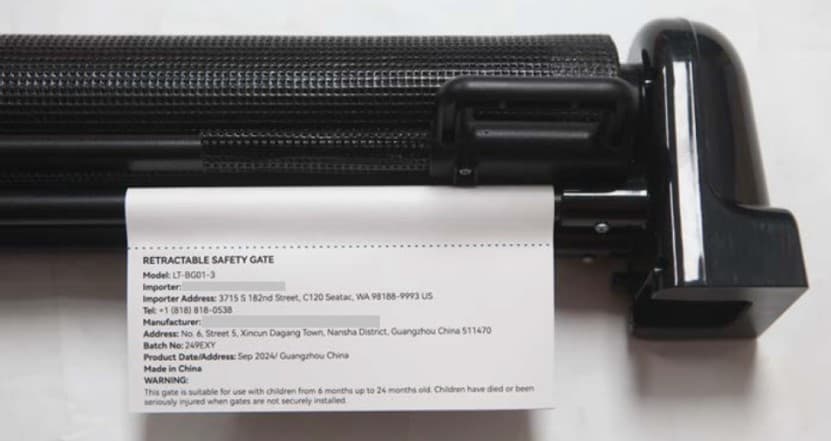 Recalled LIVACTI Retractable Safety Gates (image 4 of 4)