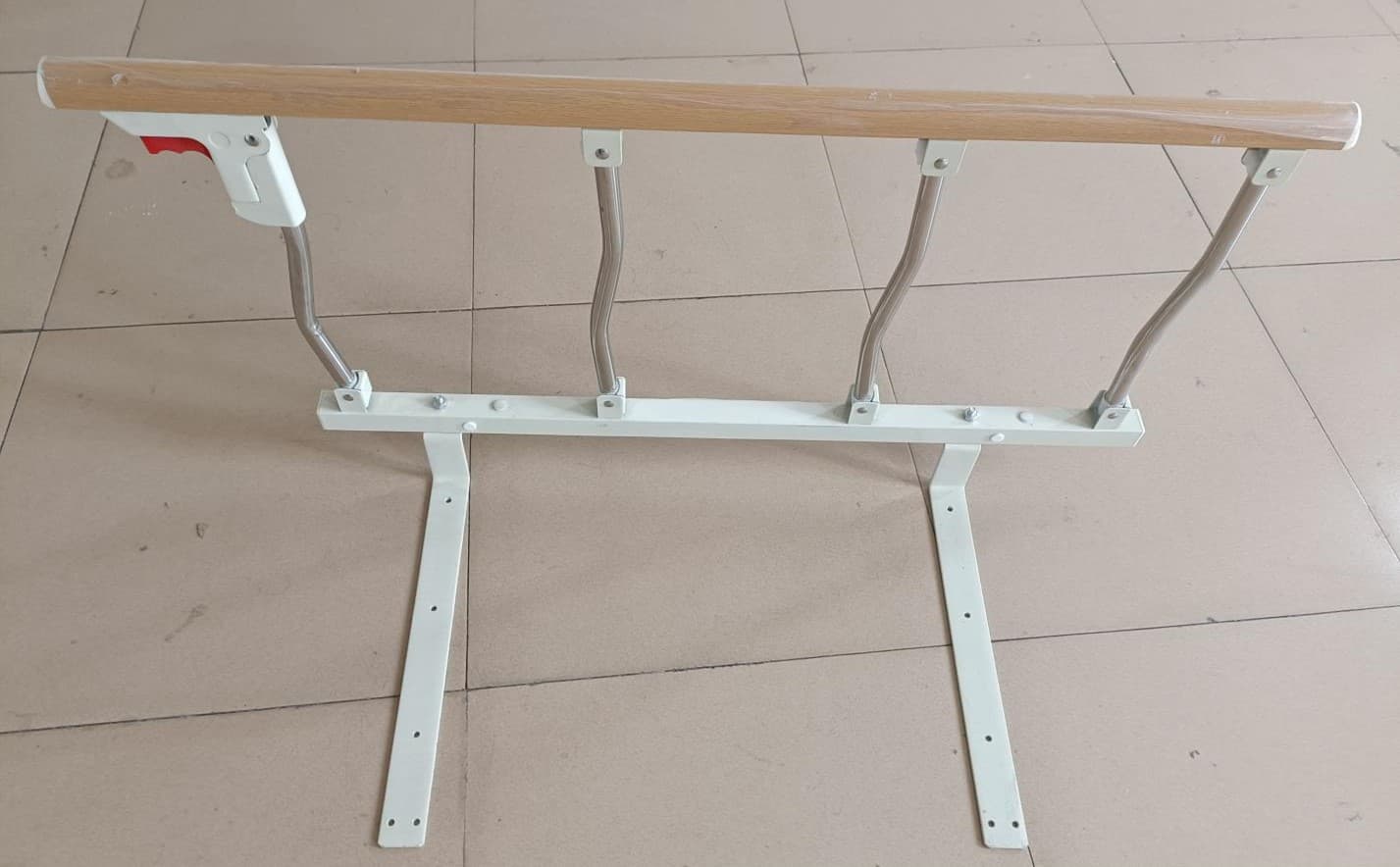 Recalled Neaude Adult Portable Bed Rails (image 4 of 4)