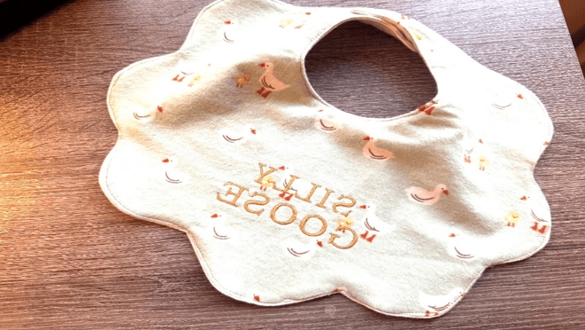 Recalled bib with geese print