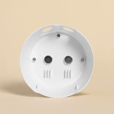 Recalled Pura 4 Smart Home Fragrance Diffusers with detachable covers (image 2 of 3)