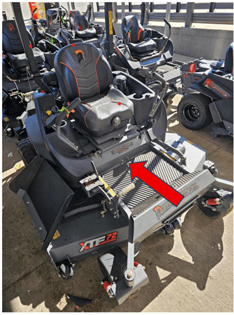 Recalled Model Year 2025 Spartan SRT-XD and KGZ-XD riding lawn mowers (image 3 of 4)