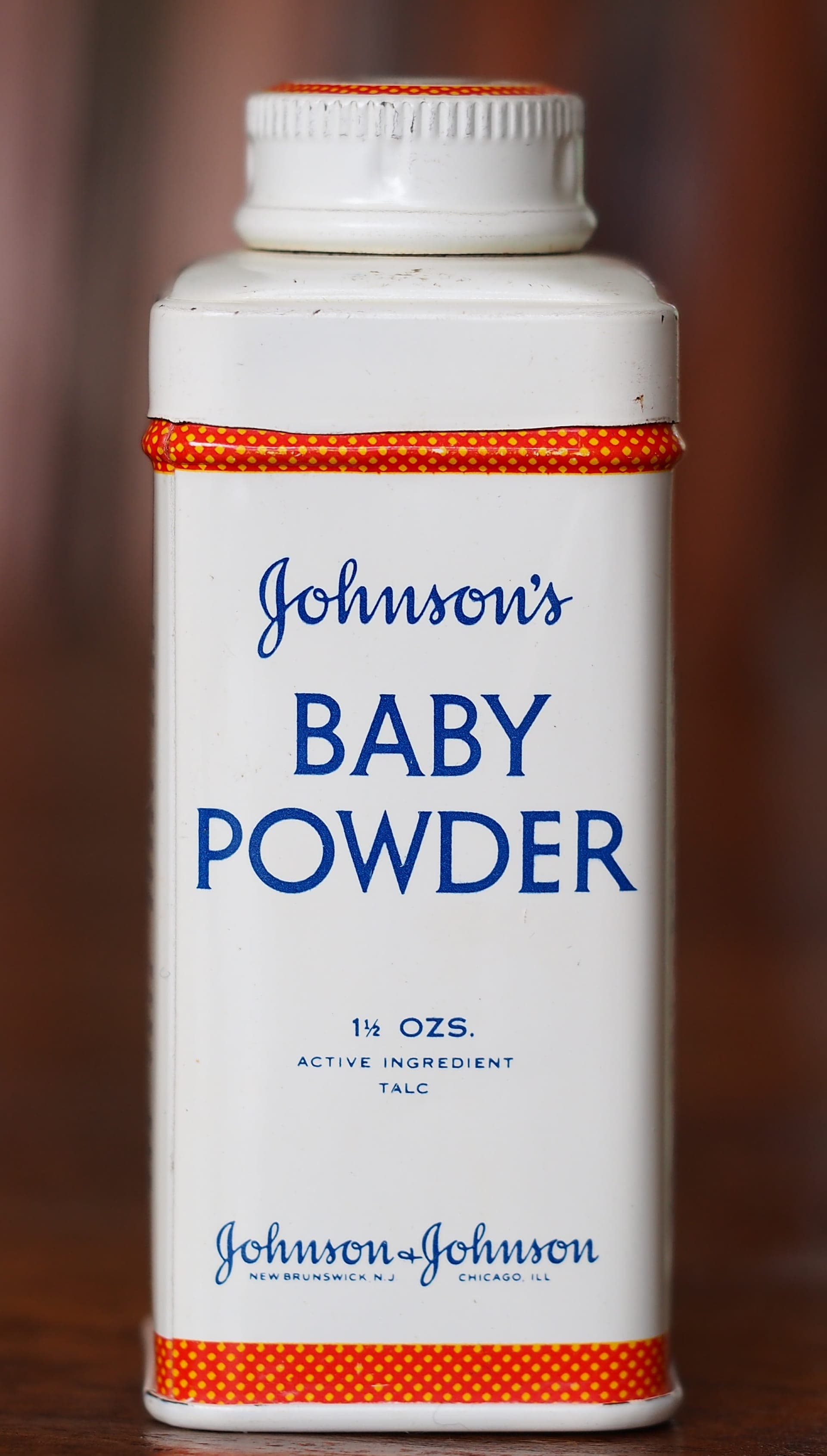 A Johnson & Johnson Baby Powder talc container
