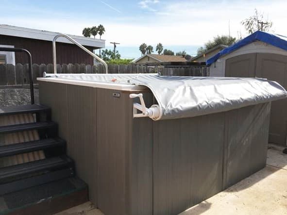 Recalled Manual Retractable Security Pool Covers (image 3 of 3)